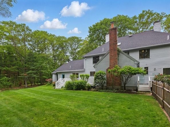 183 Kings Grant Rd, Weston MA 02493