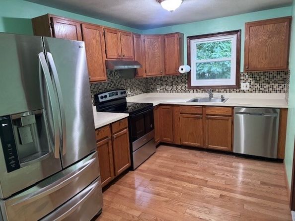 30 Wallace Cir 30, Malden MA 02148