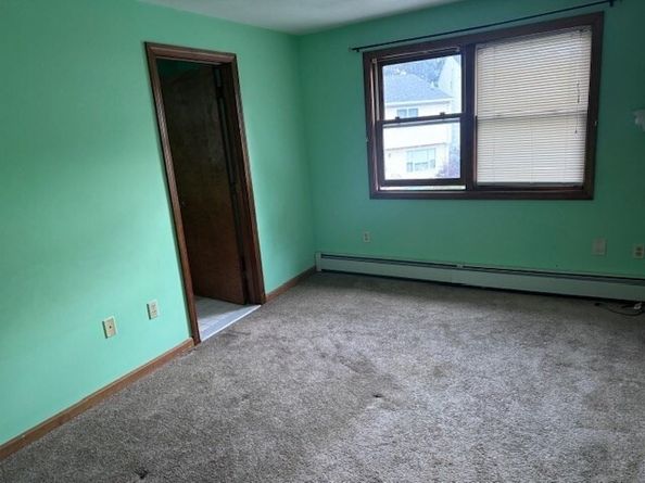 30 Wallace Cir 30, Malden MA 02148