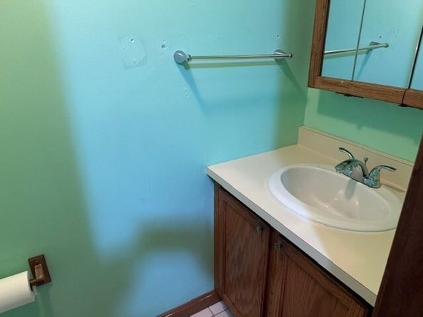 30 Wallace Cir 30, Malden MA 02148