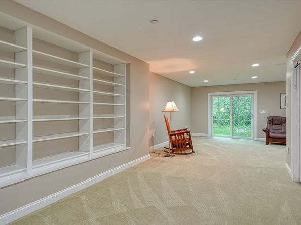 106 Willow Brook Drive 106, Wayland MA 01778