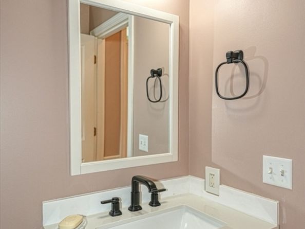 106 Willow Brook Drive 106, Wayland MA 01778