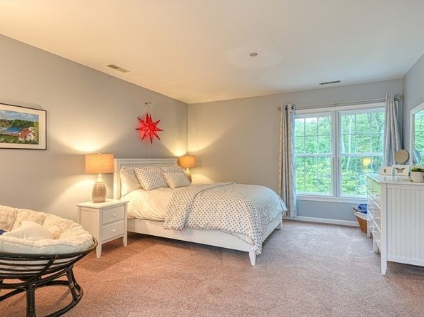 106 Willow Brook Drive 106, Wayland MA 01778