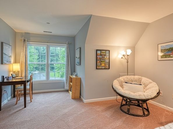 106 Willow Brook Drive 106, Wayland MA 01778