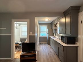 11 River, Westford MA 01886