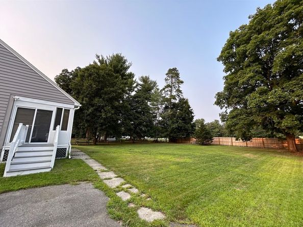 11 River, Westford MA 01886