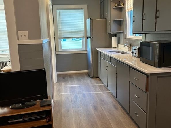 11 River, Westford MA 01886