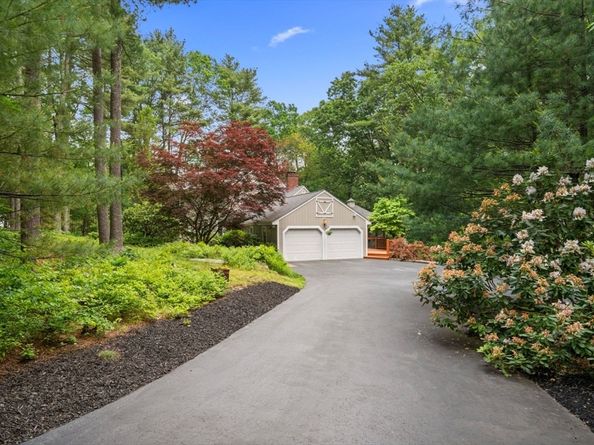 220 Pond Street, Hopkinton MA 01748