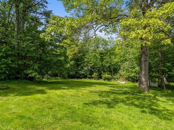 8 Macleod Lane, Acton MA 01720