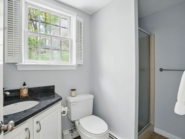 108 Island Creek Rd, Duxbury MA 02332