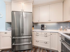 295 Lynn Shore Dr 702, Lynn MA 01902