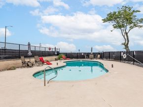 295 Lynn Shore Dr 702, Lynn MA 01902