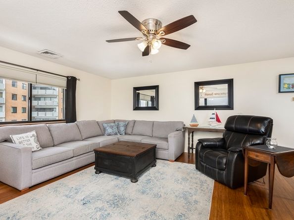 295 Lynn Shore Dr 702, Lynn MA 01902