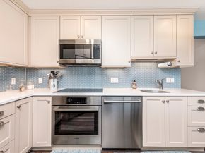 295 Lynn Shore Dr 702, Lynn MA 01902