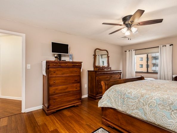 295 Lynn Shore Dr 702, Lynn MA 01902