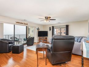 295 Lynn Shore Dr 702, Lynn MA 01902