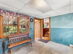29 Saddle Dr, Bridgewater MA 02324