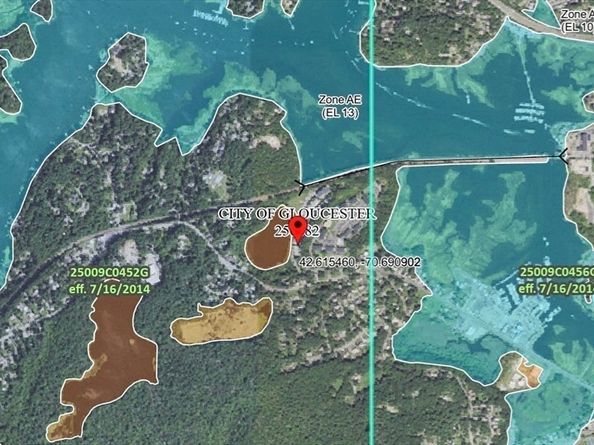 24 Cobblestone Ln 405, Gloucester MA 01930