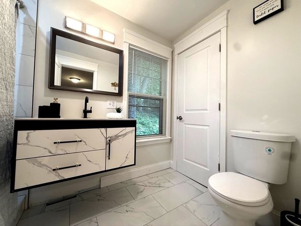 2084 Washington St, Newton MA 02462