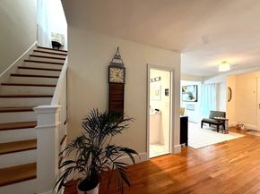 2084 Washington St, Newton MA 02462