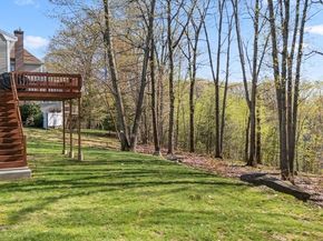 38 Keyes House Rd, Shrewsbury MA 01545