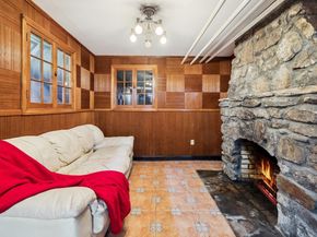 31 Lenox St, Worcester MA 01602
