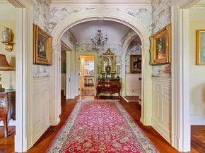31 Lenox St, Worcester MA 01602