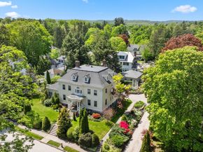 31 Lenox St, Worcester MA 01602