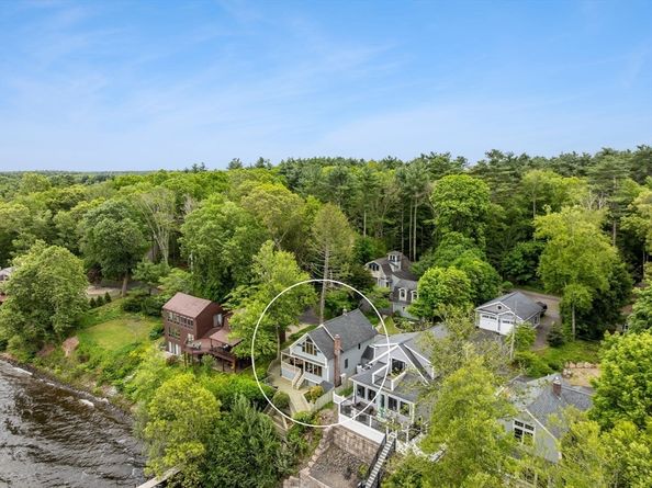 13 Pine Bluff, Lakeville MA 02347