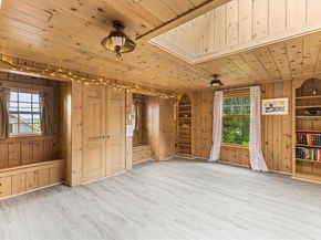 13 Pine Bluff, Lakeville MA 02347