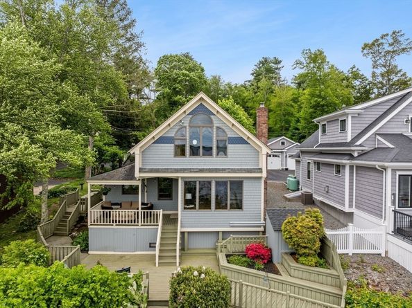 13 Pine Bluff, Lakeville MA 02347