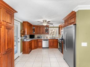 86 Whitney, Northborough MA 01532