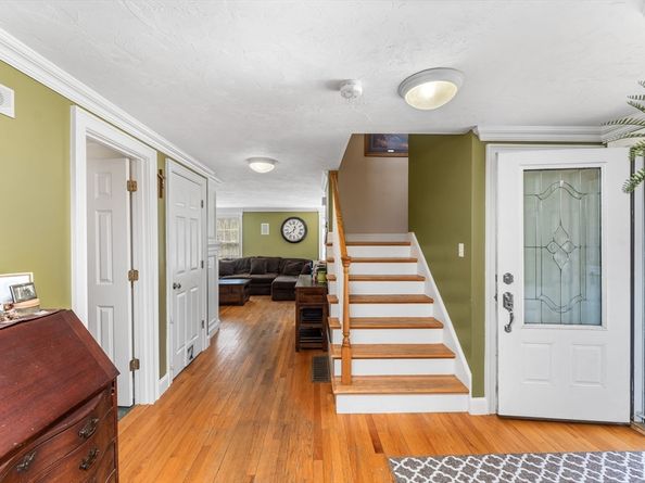 86 Whitney, Northborough MA 01532