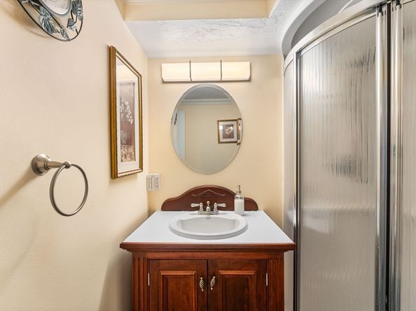 86 Whitney, Northborough MA 01532