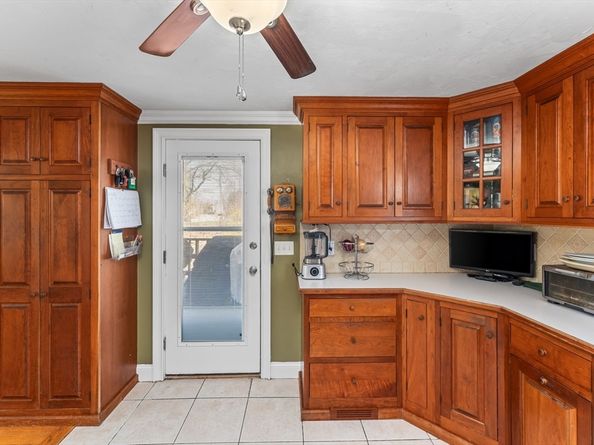 86 Whitney, Northborough MA 01532