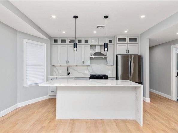 755 Boylston St 2, Brookline MA 02467