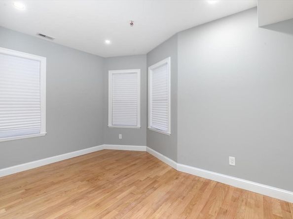 755 Boylston St 2, Brookline MA 02467