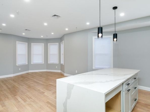 755 Boylston St 2, Brookline MA 02467