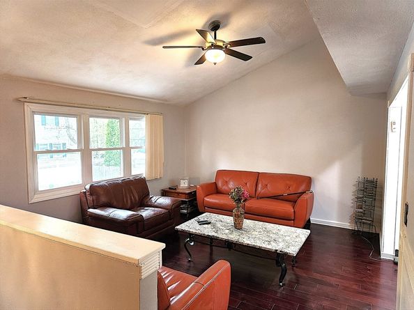 22 Osceola Ln, Billerica MA 01821