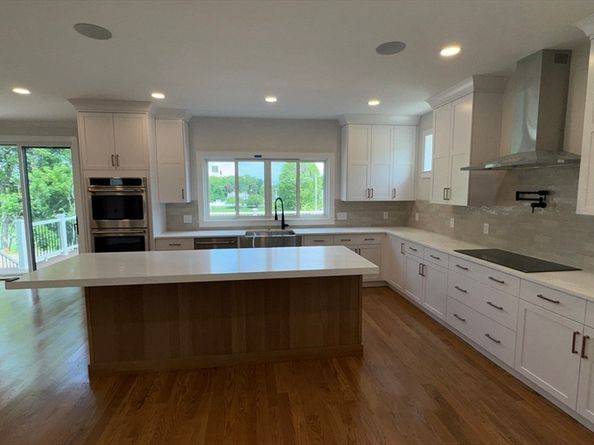 7 Avery Street, Needham MA 02494