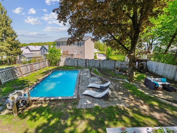 17 Atwood Ave, Millbury MA 01527