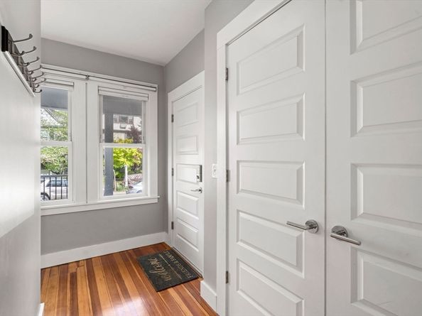 117 Sycamore St 1, Boston MA 02131