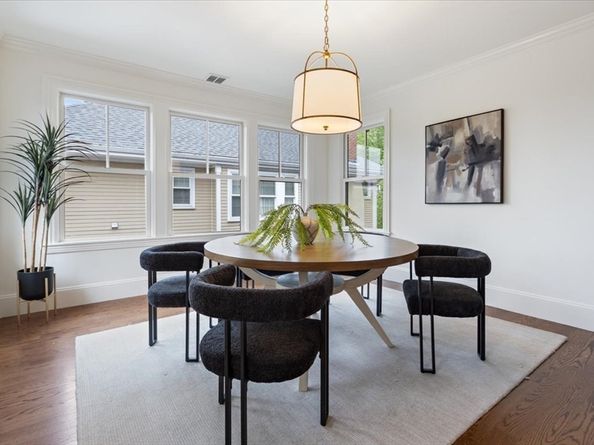 197 Winchester St 197, Brookline MA 02446