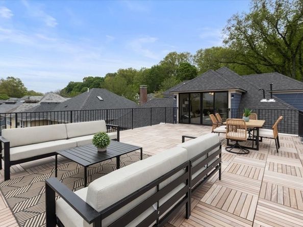 197 Winchester St 197, Brookline MA 02446
