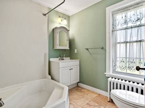 83 Central St, Millville MA 01529
