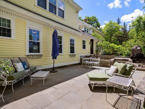 83 Central St, Millville MA 01529
