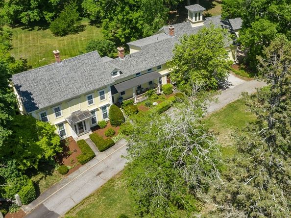 83 Central St, Millville MA 01529