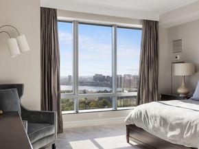 1 Avery 27B, Boston MA 02111