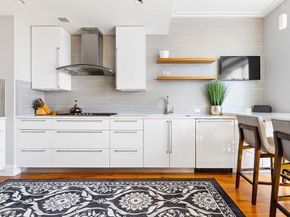 1 Avery 27B, Boston MA 02111
