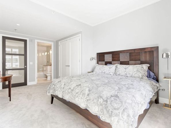 1 Avery 27B, Boston MA 02111